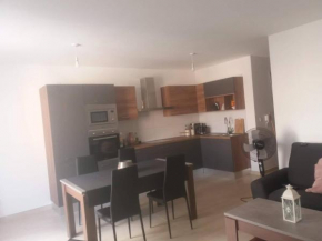 Charming 2-Bed Apartment in san gwann